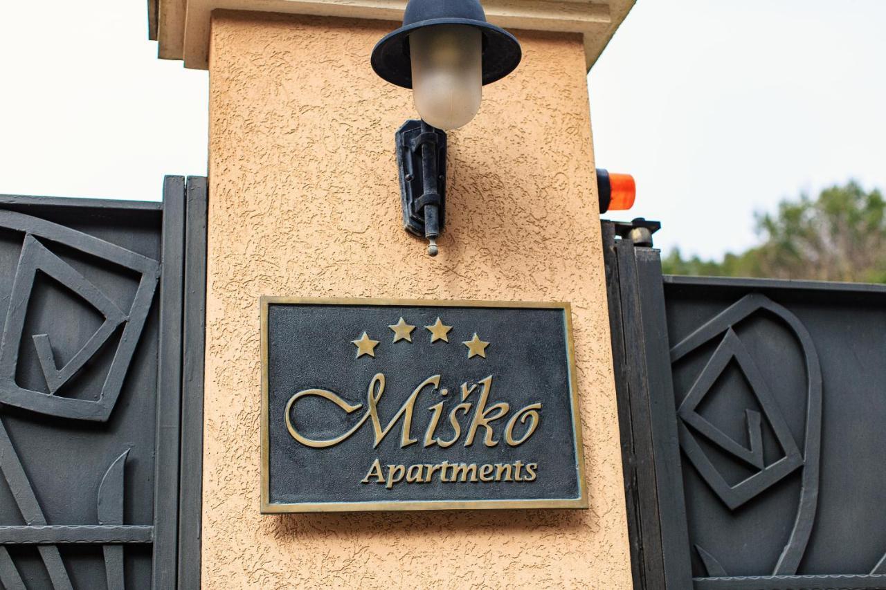 Apartments Misko 尤塔哈 外观 照片