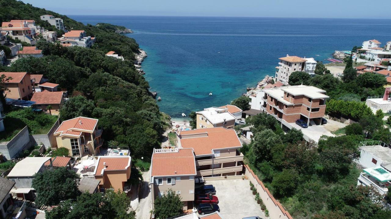 Apartments Misko 尤塔哈 外观 照片